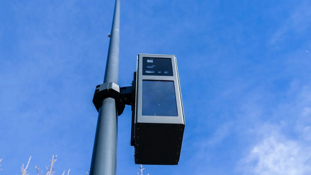 achtung vor den neuen blitzern sie werden drei zusätzliche verkehrsverstöße am steuer erfassen können