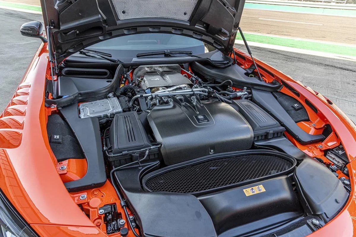 Mercedes belebt seine edelste Baureihe mit 8 Zylindern und null Elektrifizierung wieder: die Rückkehr zu den Wurzeln, mit der niemand gerechnet hatte
